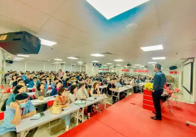 Công Việc Môi Giới Nhà Đất Thiên Khôi